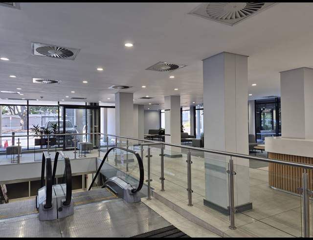232M² OFFICE TO LET IN WAVERLEY
